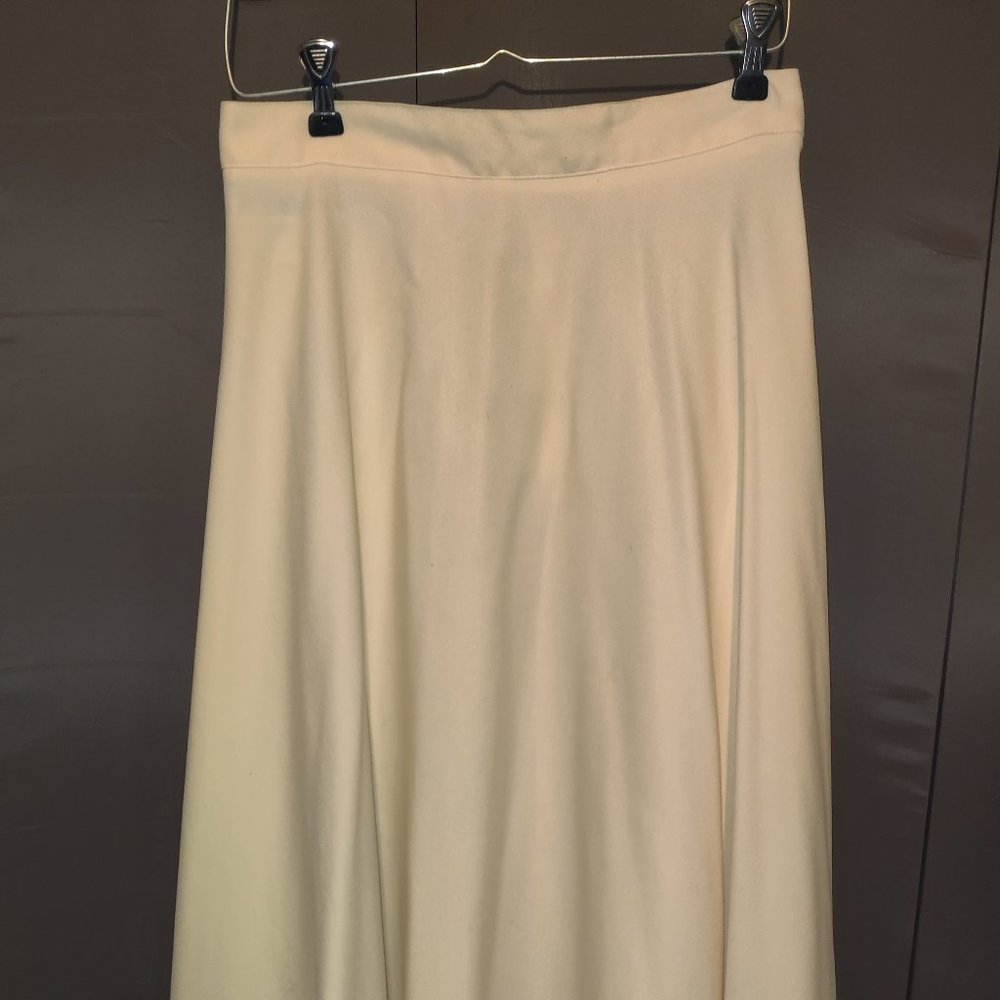 CREAM SKIRT